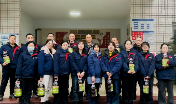 岁暖情更浓，福利暖人心｜理想包装为全体员工发放春节福利啦！